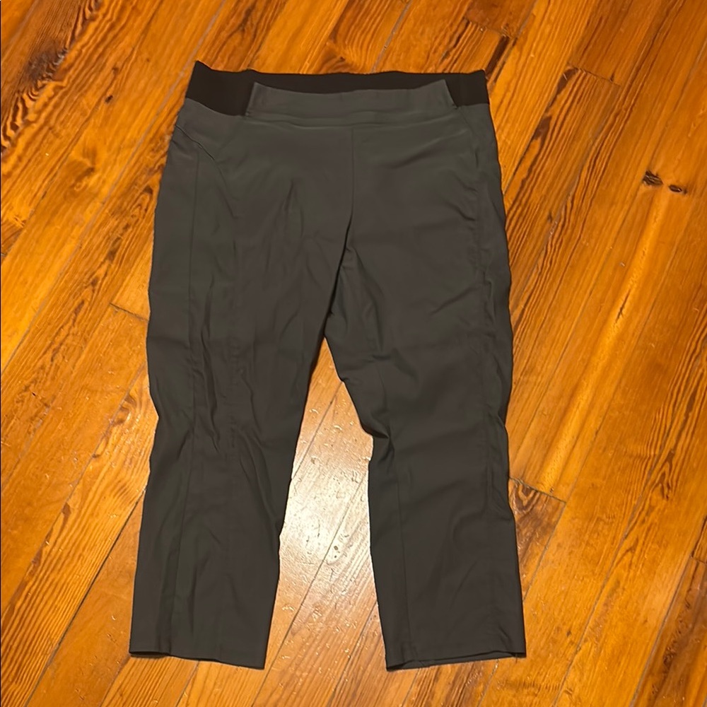 Simply Vera Vera Wang Olive Green Cropped Pants